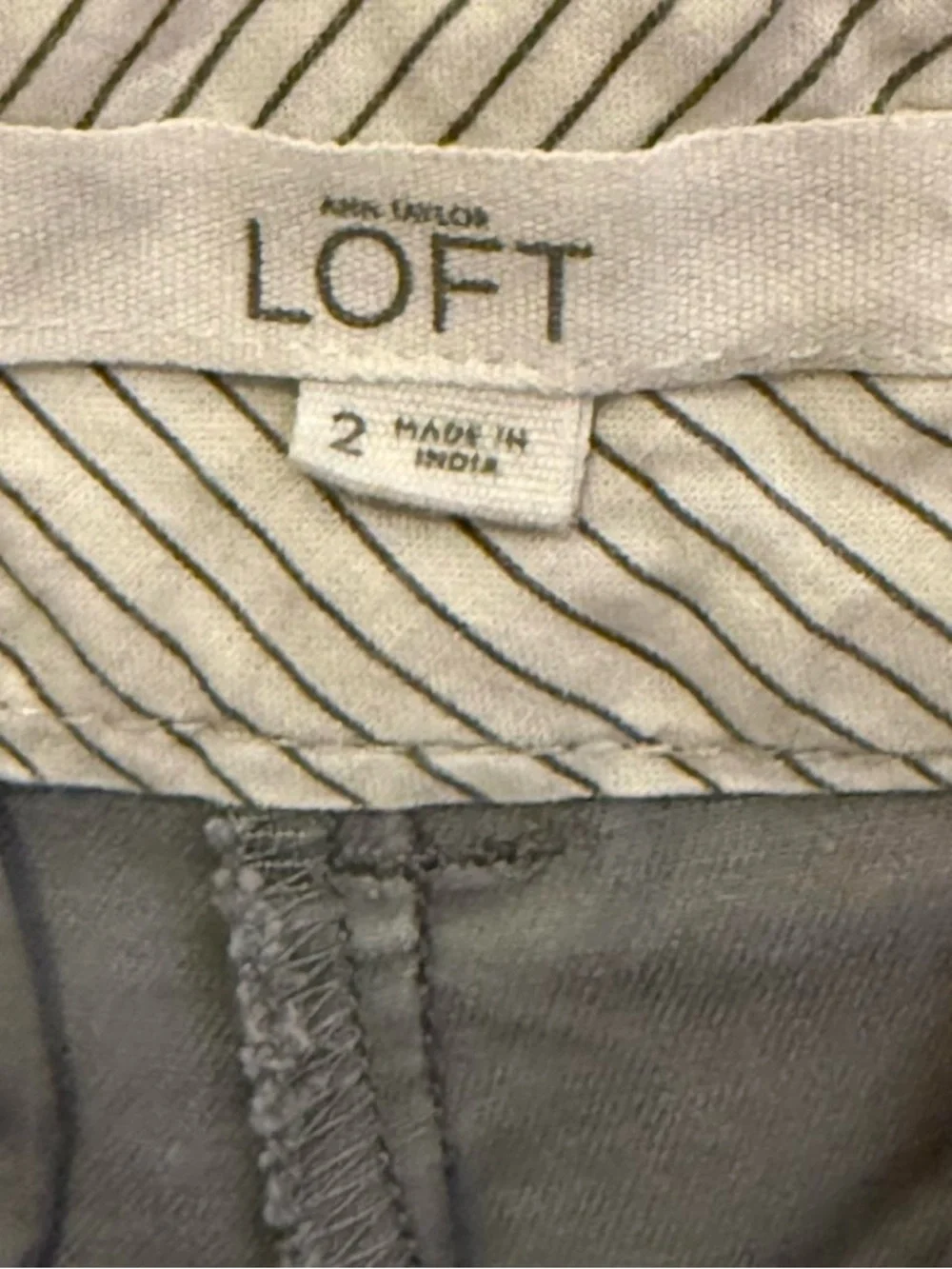 LOFT Grey and White Casual Cotton Blend Shorts - Picture 4 of 4